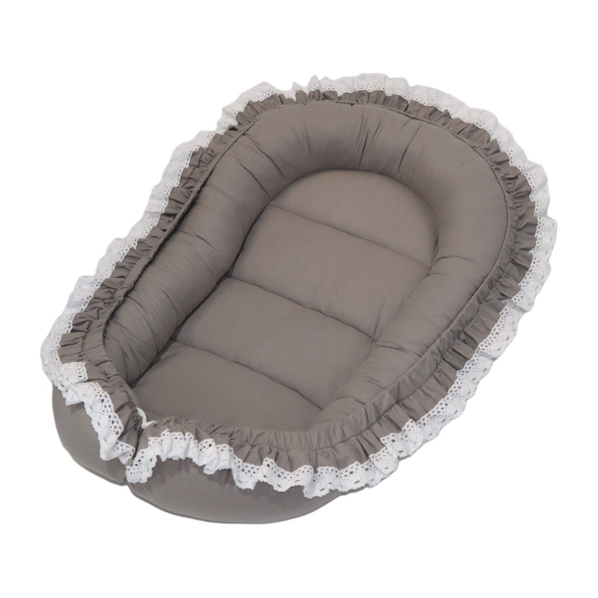 Soosie babynestje LUXE grijs met witte kanten ruche, 90x50 cm