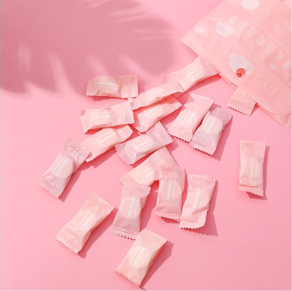 C-multi Gecomprimeerde Doekjes in Tabletvorm – Geurloos – 20 stuks – Compact & Hygiënisch – Voor Onderweg