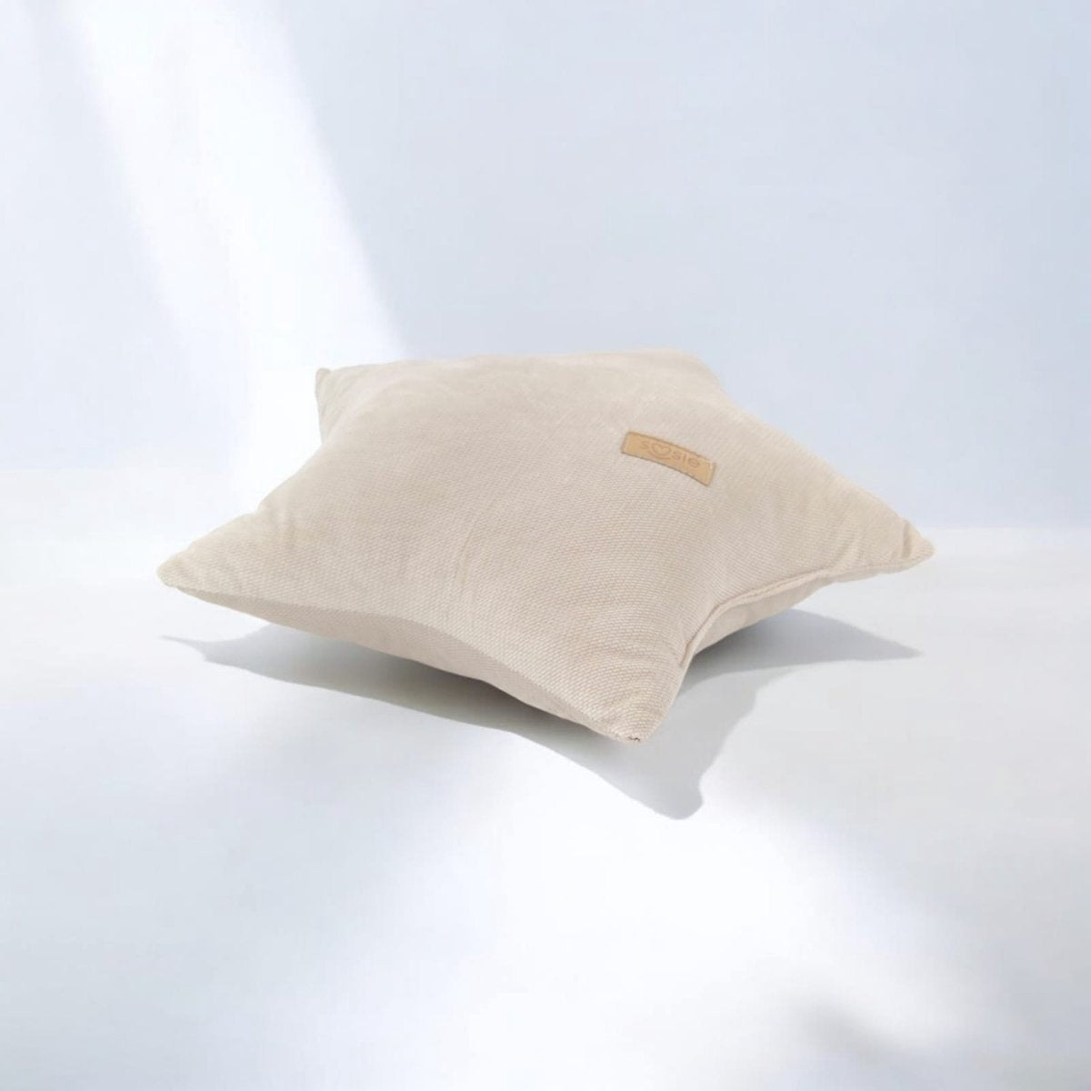 Soosie sierkussen ster GLAMOUR velvet beige, zijaanzicht