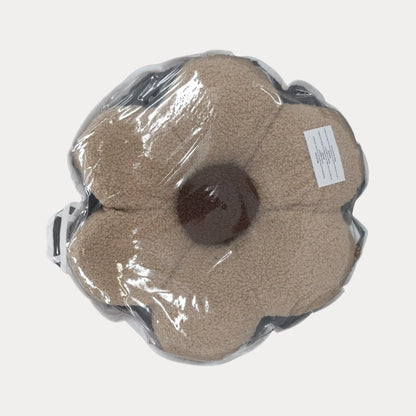Soosie Sierkussen Bloem – Kussentje – Teddy Bouclé – Ø 40 cm – Beige & Bruin