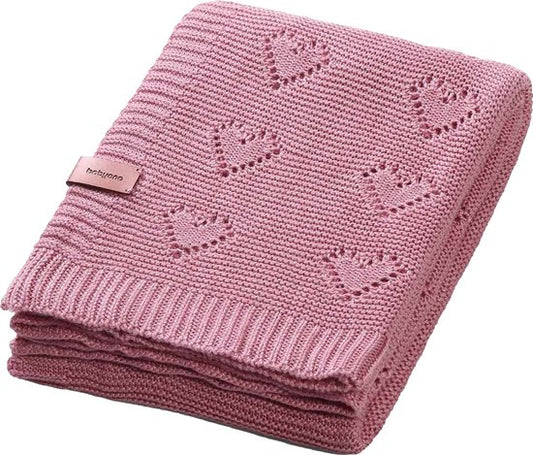 Roze gebreide wiegdeken van bamboe met hartjes