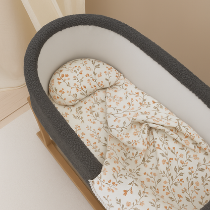 Soosie - Teddy Bouclé - Mozesmand - Baby Wieg met Schommelbasis - Natuurlijk Beukenhout – Grijs – 75×36 – Met Matras