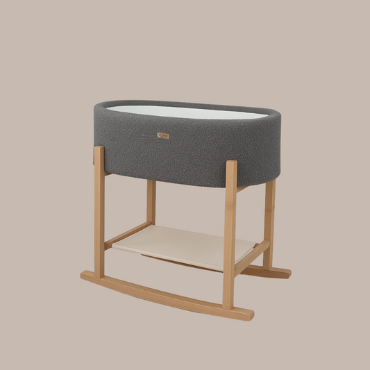 Soosie - Teddy Bouclé - Mozesmand - Baby Wieg met Schommelbasis - Natuurlijk Beukenhout – Grijs – 75×36 – Met Matras