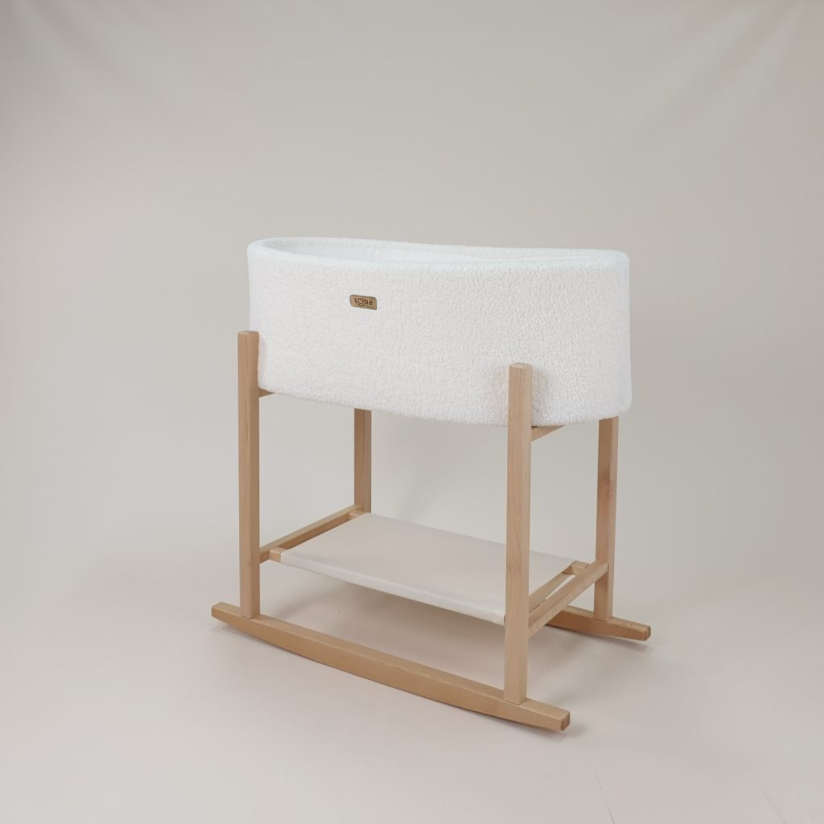 Soosie - Teddy Bouclé - Mozesmand - Baby Wieg met Schommelbasis - Natuurlijk Beukenhout – Cream – 75×36 – Met Matras