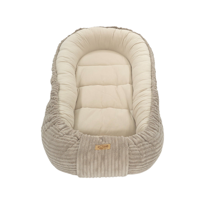 Soosie Babynestje – Corduroy & Katoen – Dubbelzijdig – Beige – 90×50 cm, Verstelbaar met Strikkoorden – Inclusief Kussentje