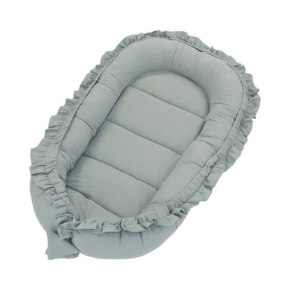 Babynestje - FRILL - Babynest SET met kussen - Groen