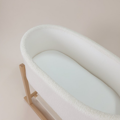 Soosie - Teddy Bouclé - Mozesmand - Baby Wieg met Schommelbasis - Natuurlijk Beukenhout – Cream – 75×36 – Met Matras