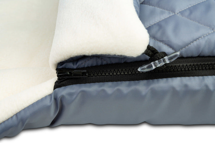 Sensillo gewatteerde voetenzak 95 x 40 cm, waterafstotend met fleece voering Grafiet