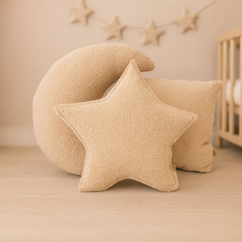 Sierkussens maan en ster in beige teddy