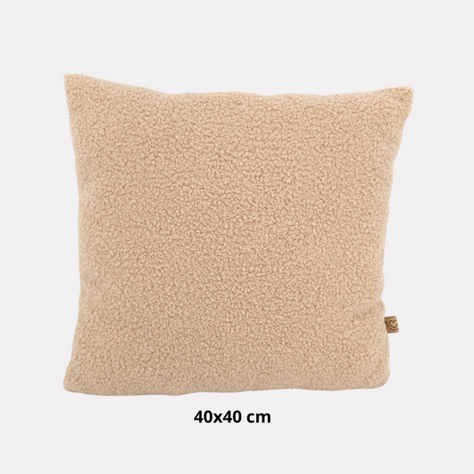Soosie vierkant sierkussen van teddy bouclé, 40x40 cm, beige