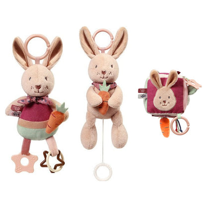 Rabbit Karo set: hangspeeltje, muziekknuffel en activiteitenkubus