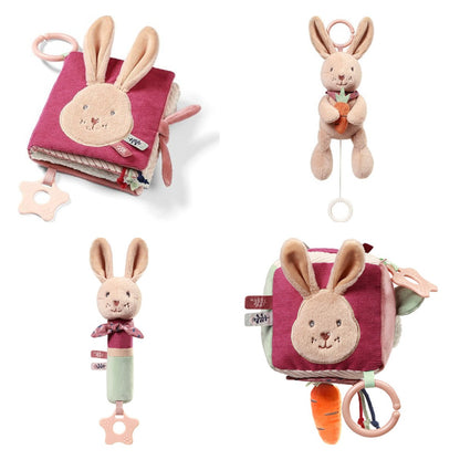 Rabbit Karo set: voelboekje, muziekknuffel, piepknuffel en activiteitenkubus